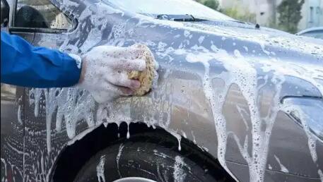 自己洗车用什么清洁剂最好？用什么代替泡沫？